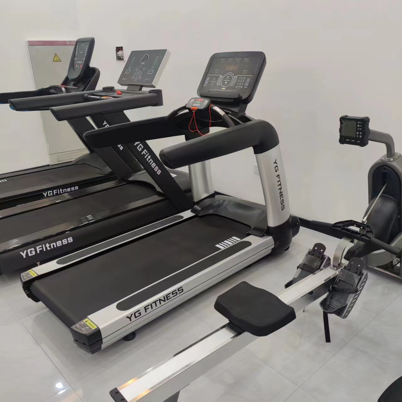 High And Running Gear - Alat Lari Elektrik Treadmill 3 HP