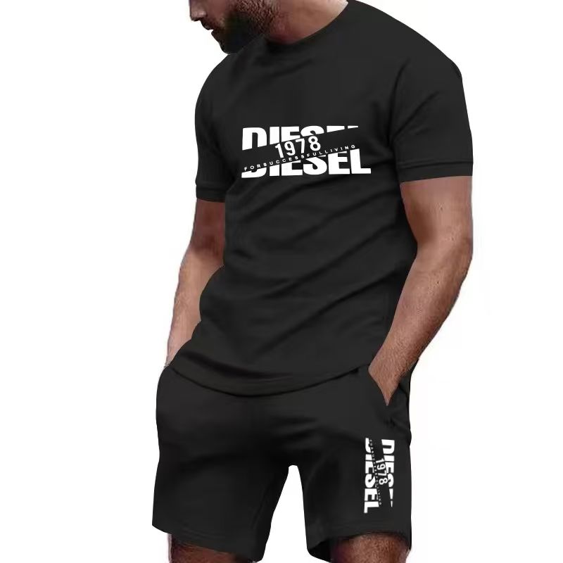 Setelan kaos dan celana pendek - Running Gear Men ulasan dan harga