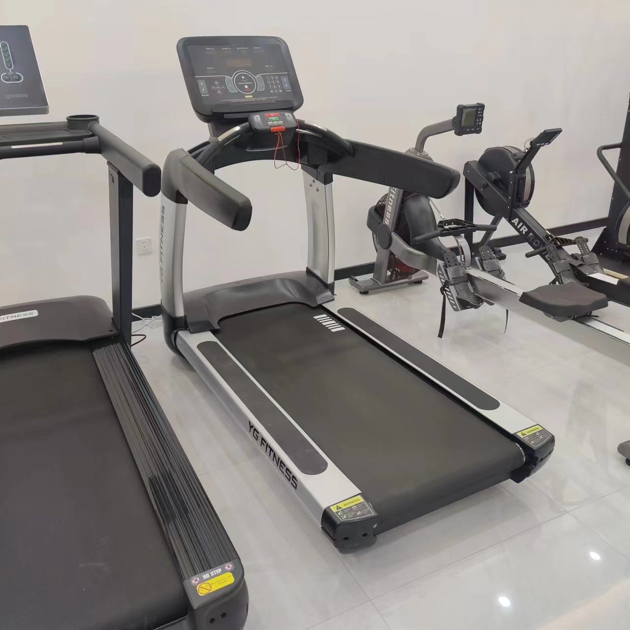 Alat Lari Elektrik Treadmill 3 - High And Running Gear ulasan dan harga